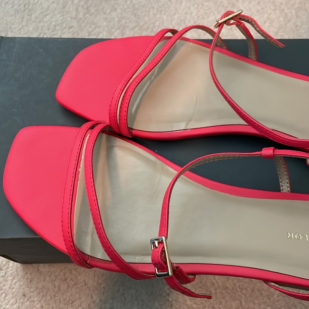 Ann Taylor real leather strappy  sandals - Picture 5 of 10